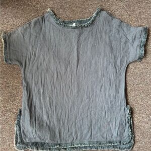 Lightweight Frayed Hem Short Sleeve Top - Slate Blue Plus Size 2XL Linen